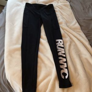 Black running/exercise leggings